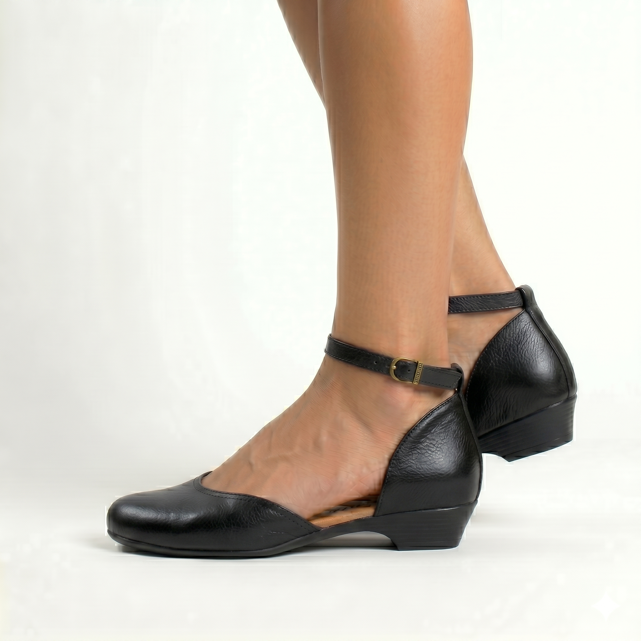 DJ 033J | Women's Genuine Leather Mini Heel Pump Shoes
